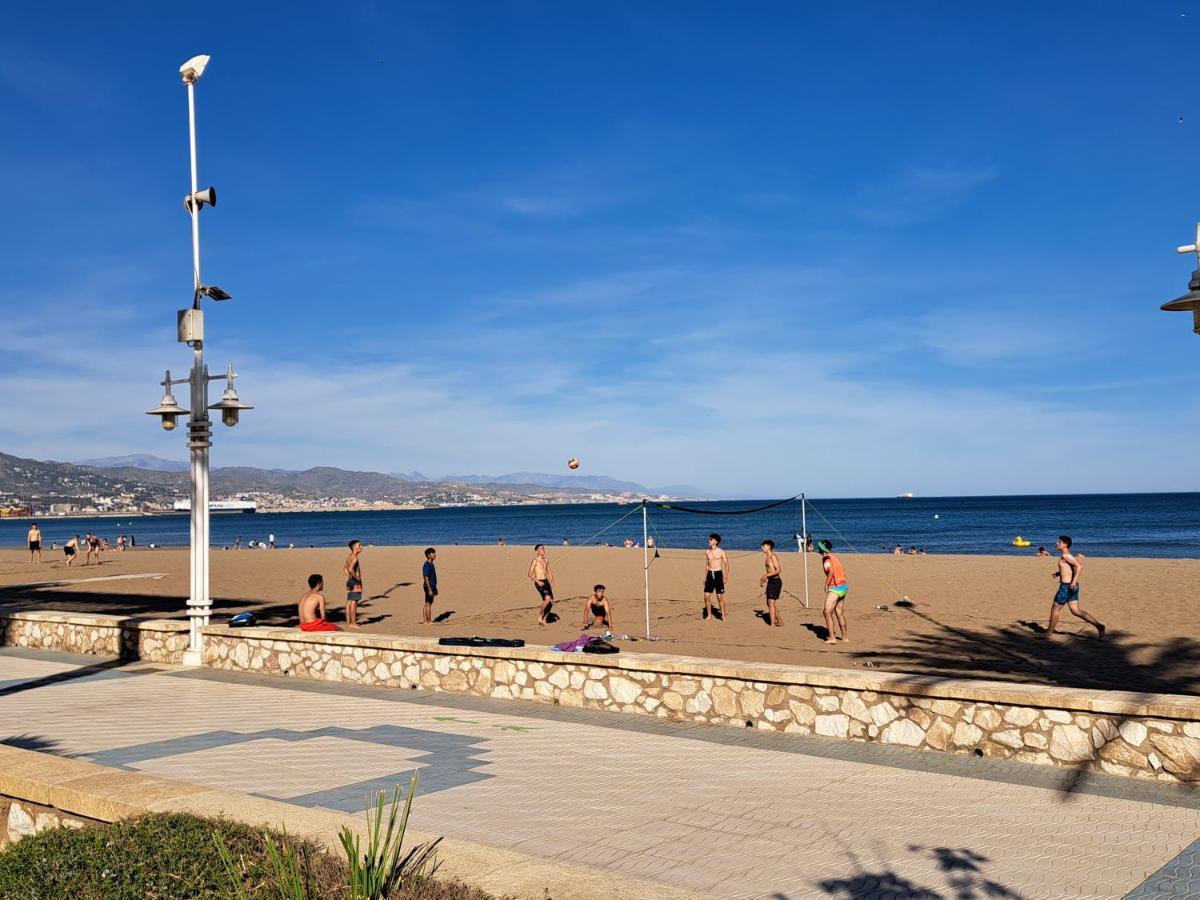 Apartamento Eursu Playa マラガ エクステリア 写真