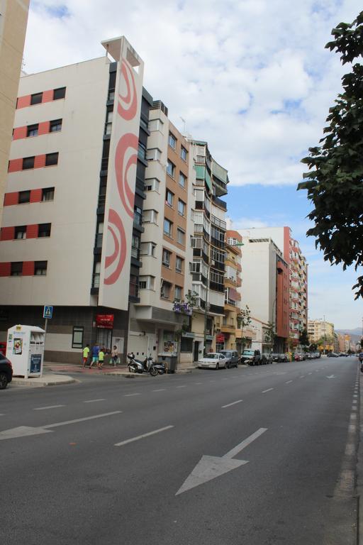 Apartamento Eursu Playa マラガ エクステリア 写真